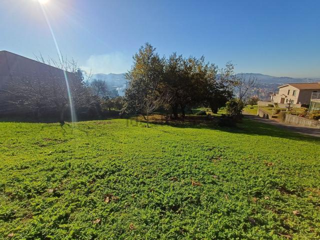 Terreno en venta en Candeán, Vigo