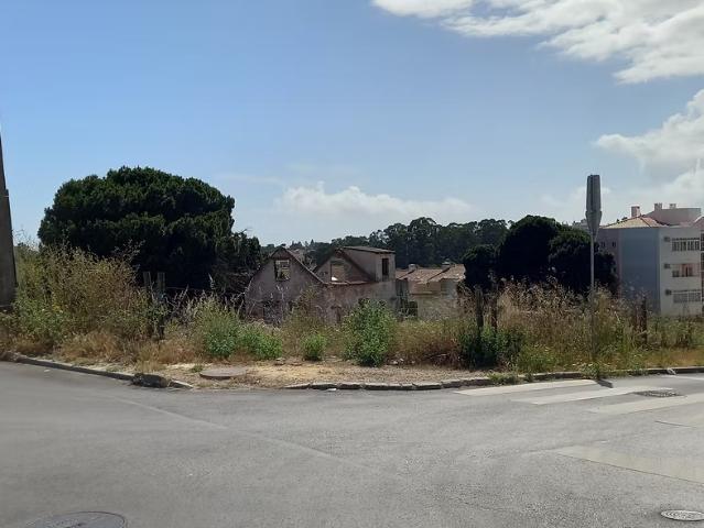 Terreno venda em Almada, Setúbal