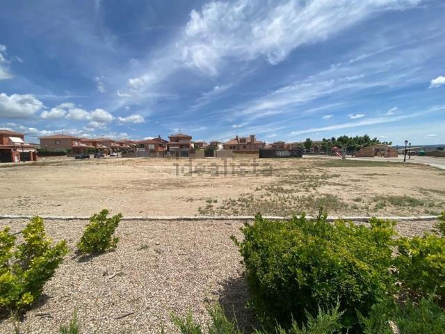 Terreno en venta en Villa Del Prado, Madrid