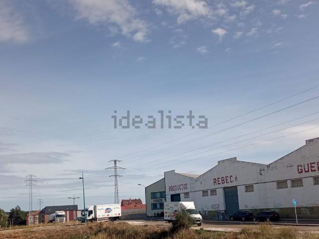 Terreno en venta en Navatejera, Villaquilambre