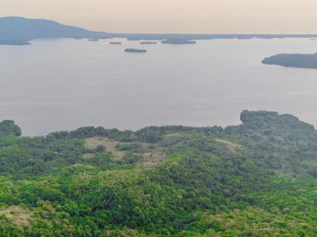 TERRENO VISTA AL MAR Y LAGUNA