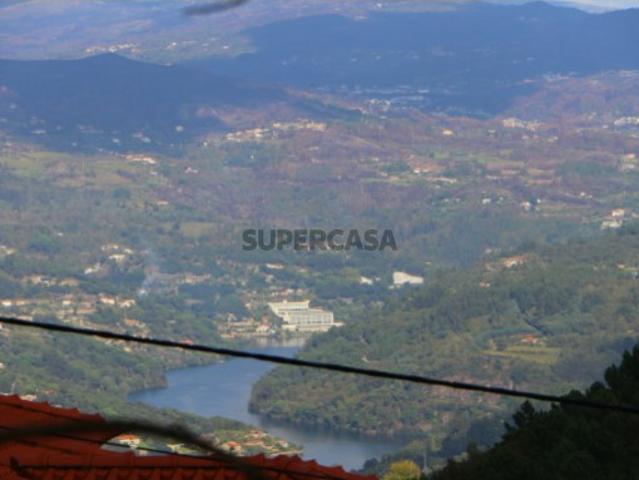Terreno venda em Santiago De Piães, Viseu