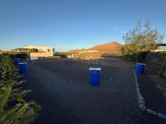 Terreno en venta en Las Breñas, Yaiza