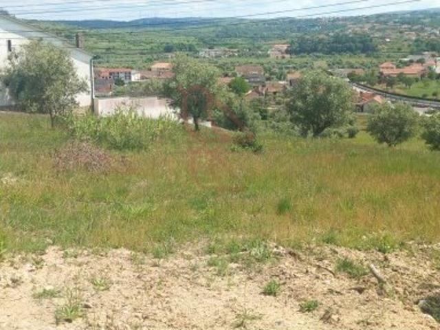 Terreno venda em Ourém, Santarém