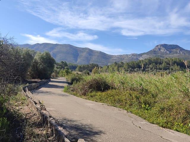 Terreno en venta en Alcalalí