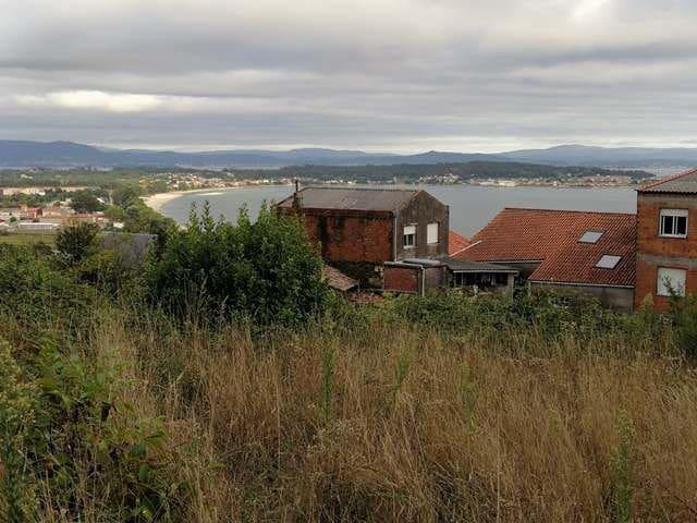 Terreno en venta en Boiro, A Barbanza