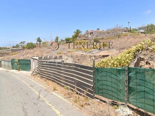 Terreno en venta en Los Cristianos, Arona