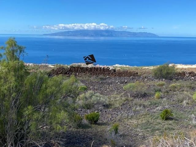 Terreno en venta en Guía de Isora, Canarias