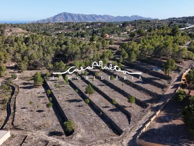Terreno en venta en la Marina Baixa, Valencia