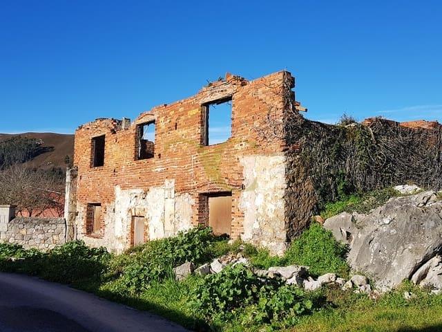 Terreno en venta en Llanes, Asturias