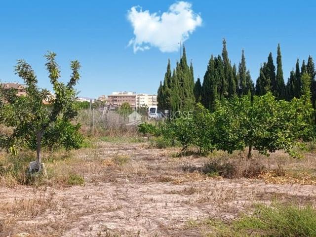 Terreno en venta en La Cruz, el Vinalopó Mitjà / El Vinalopó Medio