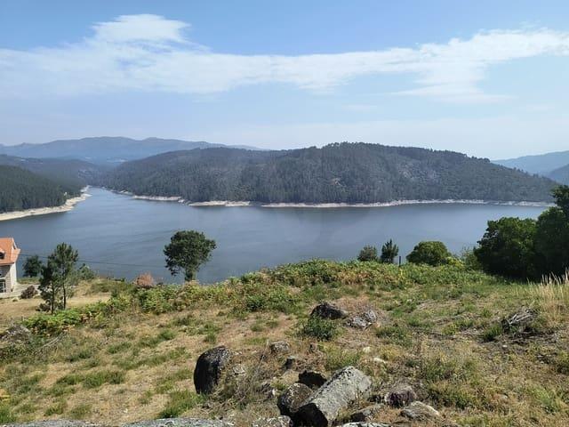Terreno en venta en A Ponte, Ourense