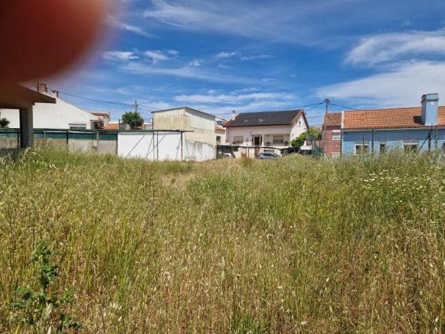 Terreno alugar em Almada, Setúbal