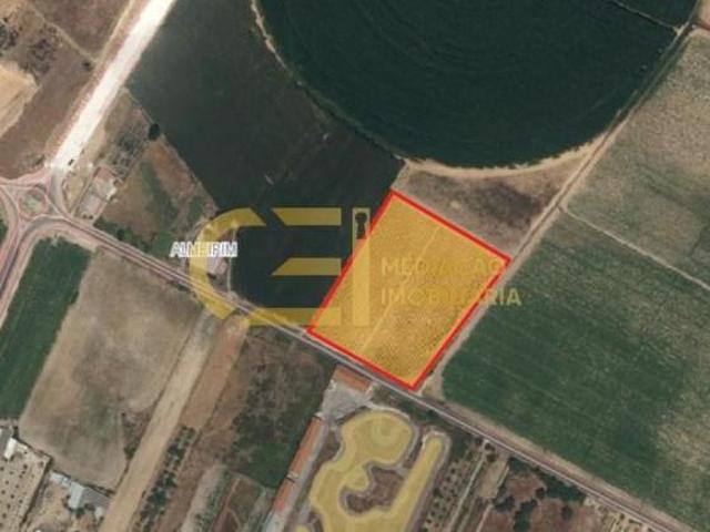 Terreno venda em Almeirim, Santarém