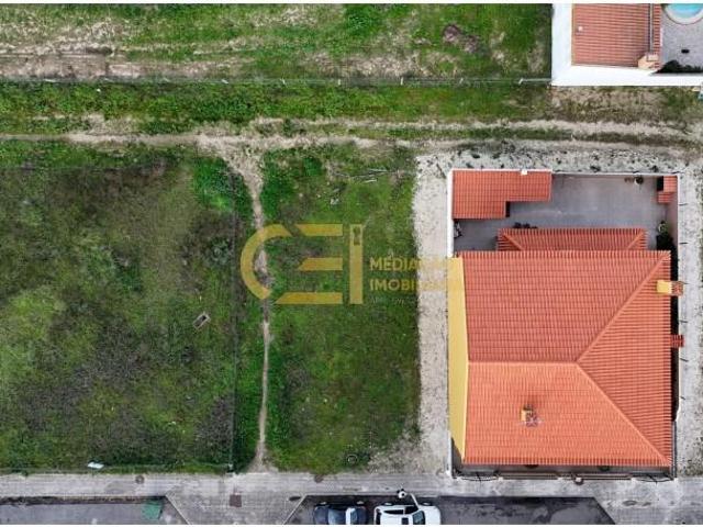 Terreno venda em Almeirim, Santarém