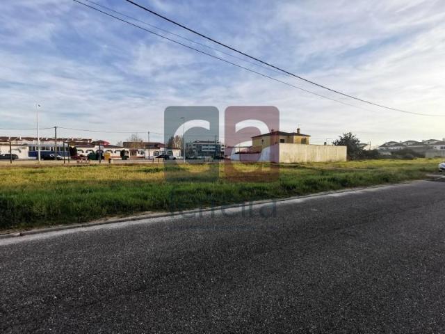 Terreno venda em Almeirim, Santarém
