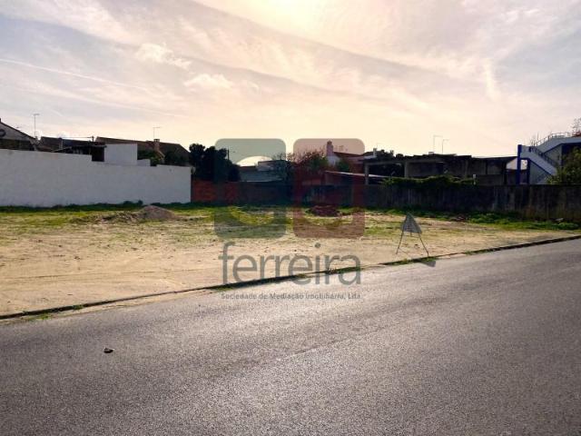 Terreno venda em Almeirim, Santarém