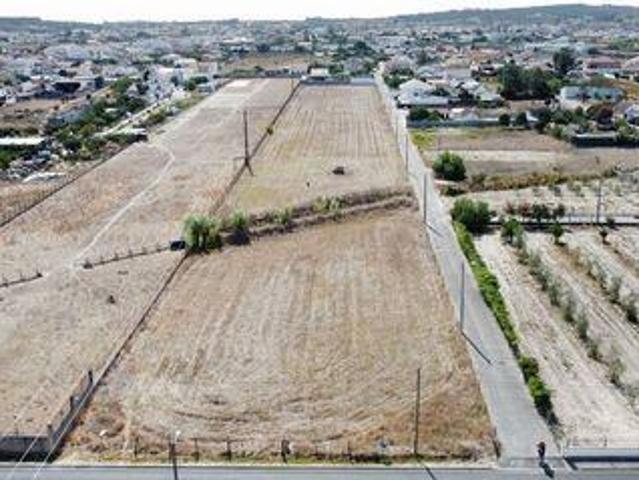 Terreno venda em Almeirim, Santarém