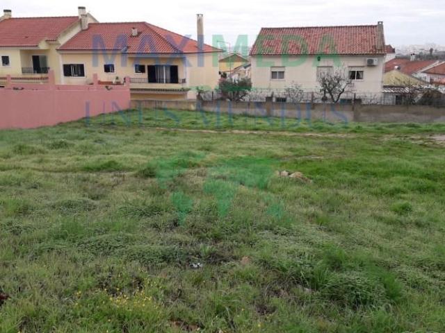 Terreno venda em Amadora, Lisboa