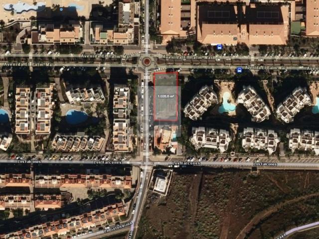 Terreno en venta en Palm-Mar, Arona, Arona