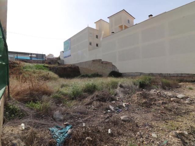 Terreno en venta en Benijófar