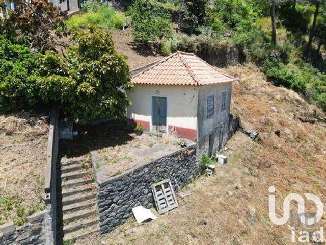 Terreno venda em Câmara De Lobos Terreno venda em Câmara De Lobos
