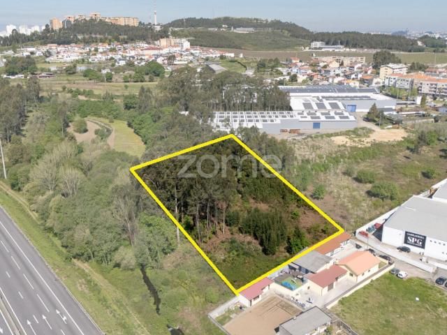 Terreno venda em Vilar de Andorinho, Vila Nova De Gaia