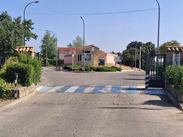 Terreno en venta en Mesones, El Casar
