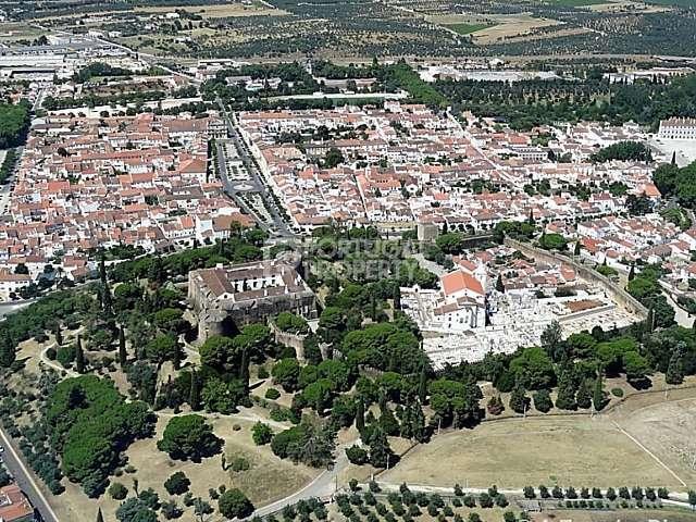 Terreno venda em Évora