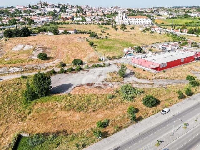 Terreno venda em Évora