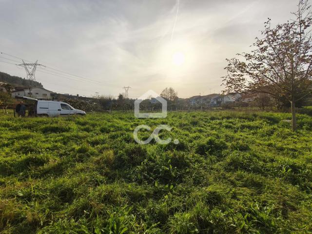 Terreno venda em Guimarães Terreno venda em Guimarães