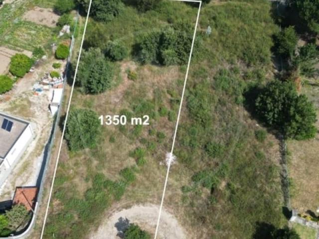 Terreno venda em Guimarães Terreno venda em Guimarães