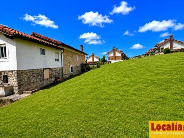 Terreno en venta en Hinojedo, Suances