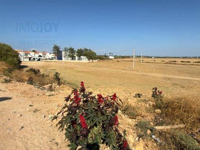 Terreno venda em Lagoa, Faro