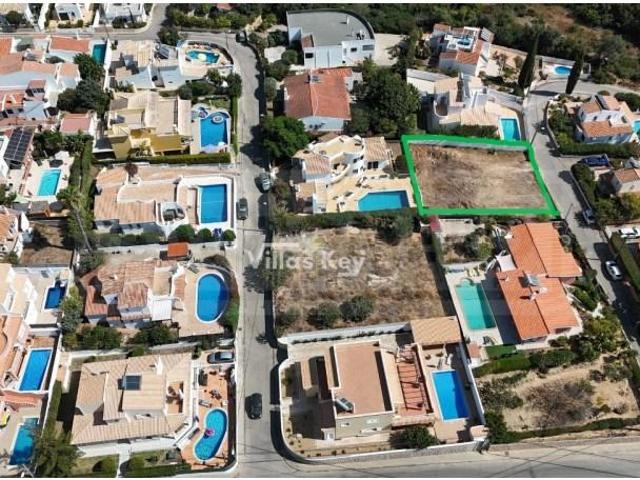 Terreno venda em Lagoa, Faro