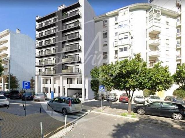 Terreno venda em Lisboa