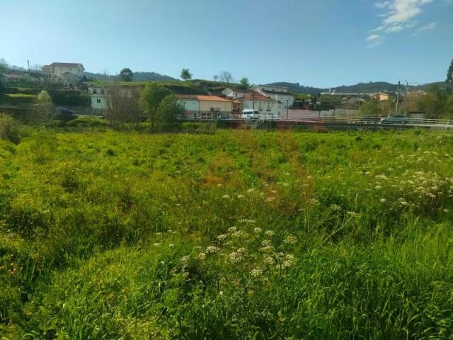 Terreno venda em Lousada, Porto