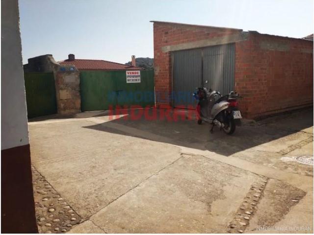 Terreno en venta en Millanes, Extremadura