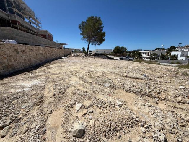 Terreno en venta en Moraira, Teulada
