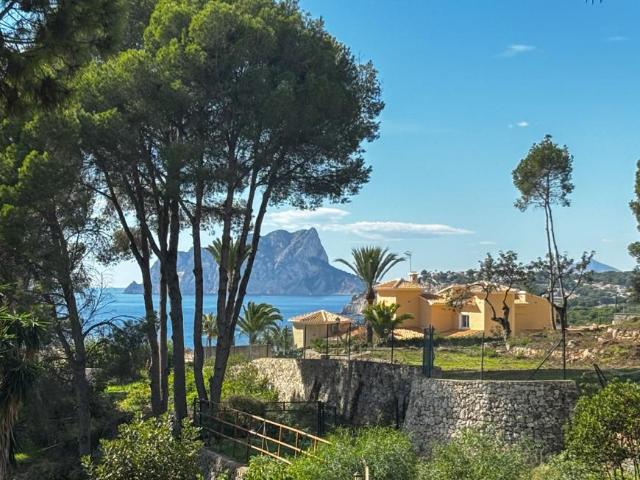 Terreno en venta en Moraira, Teulada