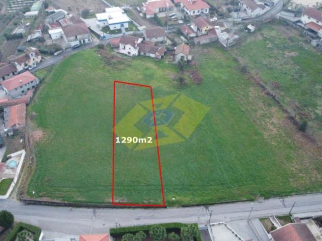 Terreno venda em Felgueiras, Porto