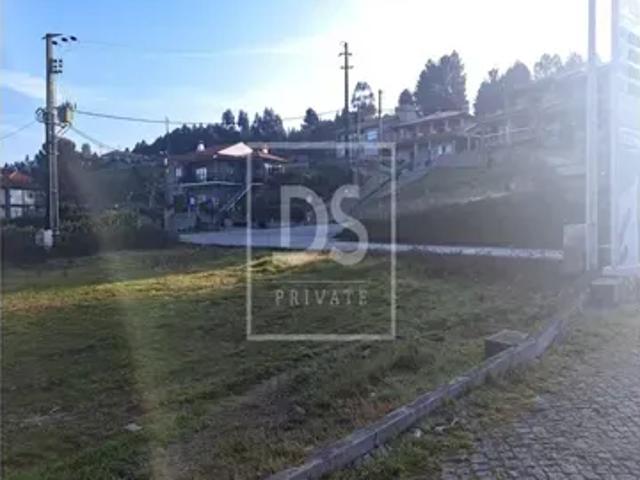Terreno alugar em Várzea do Douro, Várzea