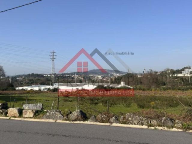 Terreno venda em Santo Tirso, Porto