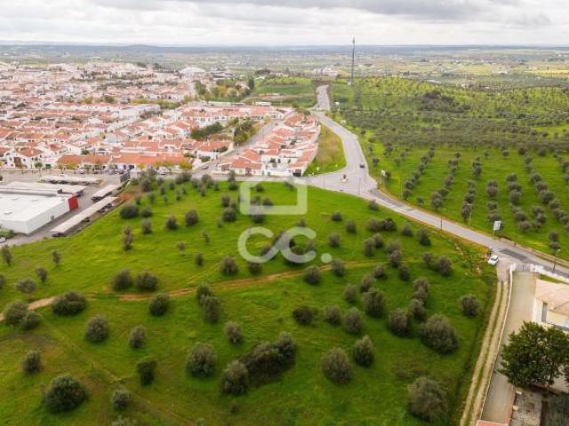 Terreno venda em Redondo, Évora