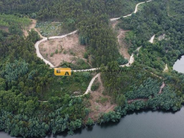 Terreno venda em Vila Boa de Quires, Vila Boa de Quires e Maureles