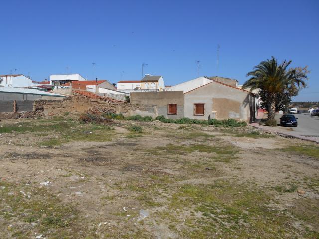 Terreno en venta en Santa Marta, Badajoz