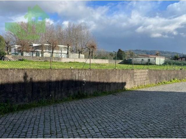 Terreno venda em Santo Tirso, Porto
