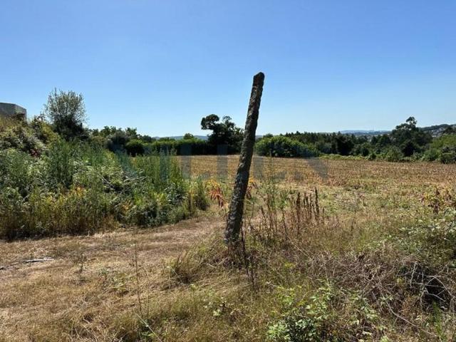 Terreno venda em Santo Tirso, Porto