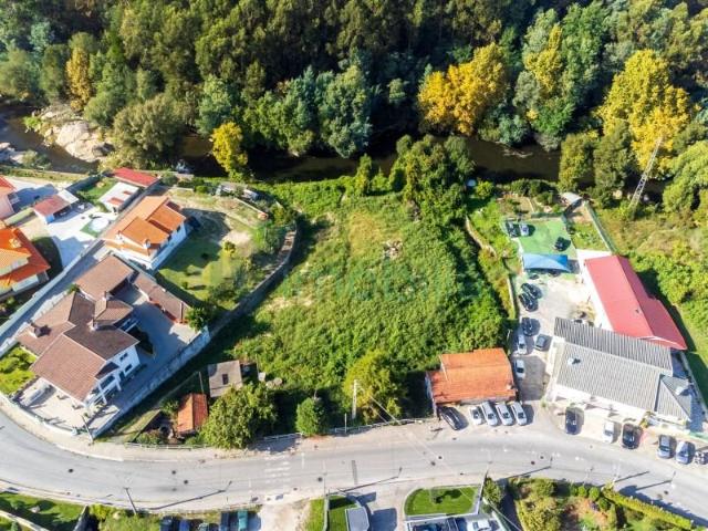 Terreno venda em Santo Tirso, Porto
