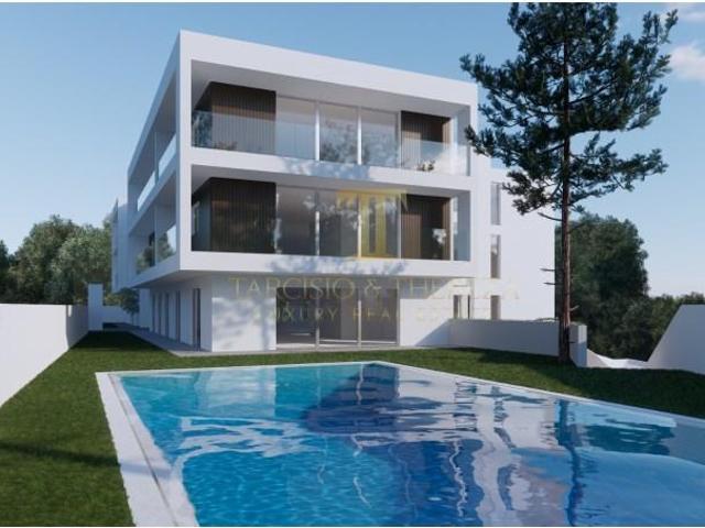 Terreno venda em Seixal, Setúbal